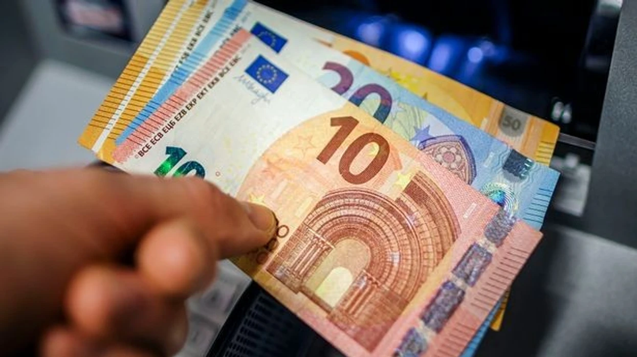 Publikohet lista e 37 mijë subjekteve që do të përfitojnë kompensim për rritjen e pagës minimale